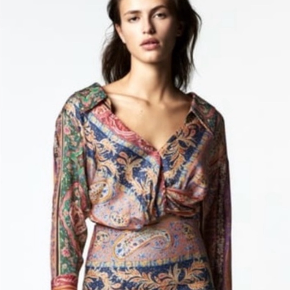 Zara Multicolor Paisley Print deep neck Top